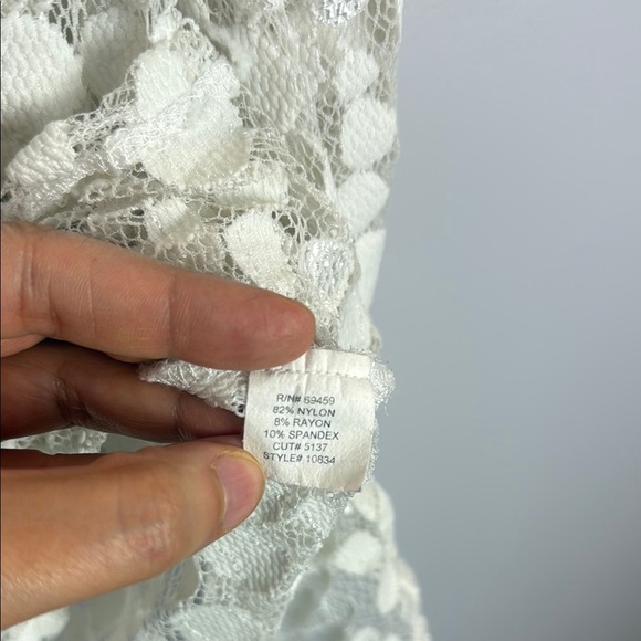 J. Valdi White Polka Dot Lace Long Sleeve Top Size XL - Picture 8 of 11